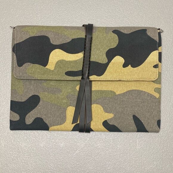 Camo & Floral Bellamy Stella & Dot Clutch Pouch Travel Envelope Bag 12”x8.5” - Picture 3 of 9